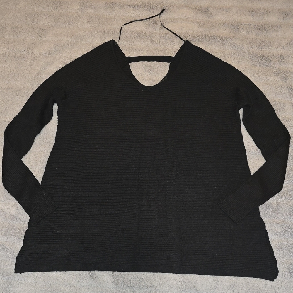 Thalia Sodi Black V-Neck Sweater Size L Like New